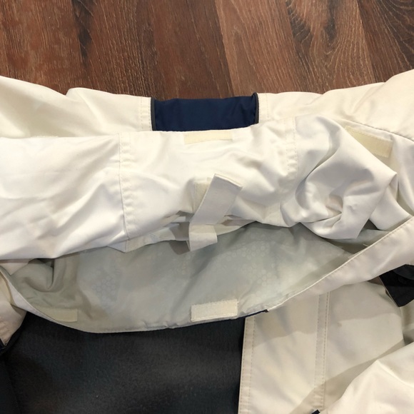 Columbia Winter Jacket with Removable Fleece Layer - Picture 3 of 6